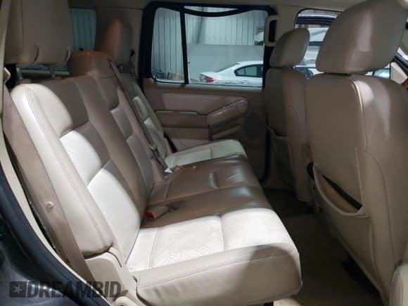 ✅ 2006 Mercury Mountaineer Luxury • VIN: 4M2EU47E06UJ02378 • Lot: 86741754. Wystawiony na Copart z przebiegiem 278 698 mil. Bezpłatny archiwum sprzedaży aukcyjnych z USA i szczegółowy raport historii pojazdu na DreamBid. Zdjęcie 11.