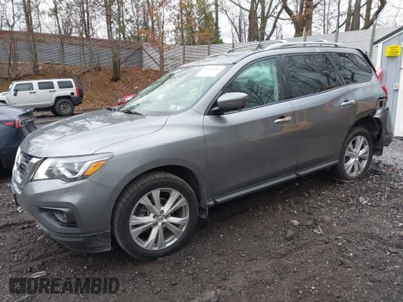 ✅ 2018 Nissan Pathfinder SL • VIN: 5N1DR2MM9JC621801 • Lot: 41924143. Wystawiony na IAAI z przebiegiem 80 325 mil. Bezpłatny archiwum sprzedaży aukcyjnych z USA i szczegółowy raport historii pojazdu na DreamBid. Zdjęcie 2.