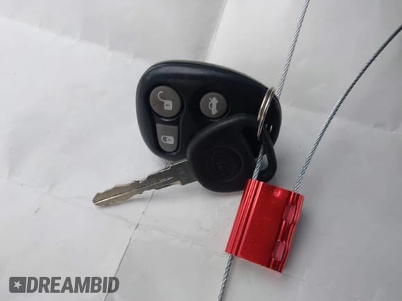 ✅ 2001 Oldsmobile Aurora • VIN: 1G3GS64C114109142 • Lot: 41974652. Wystawiony na IAAI z przebiegiem 81 395 mil. Bezpłatny archiwum sprzedaży aukcyjnych z USA i szczegółowy raport historii pojazdu na DreamBid. Zdjęcie 11.