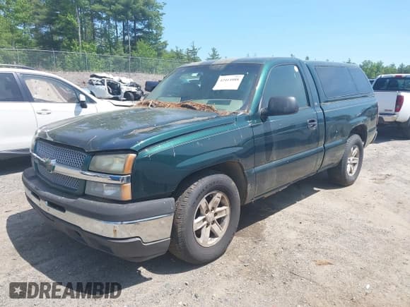 ✅ 2005 Chevrolet Silverado 1500 Work Truck • VIN: 1GCEC14X75Z145436 • Лот: 42414088. Опубликован ранее на IAAI с пробегом 181 641 миль. Бесплатный доступ к архиву аукционных продаж из США и подробный отчёт об истории автомобиля на DreamBid. Изображение 2.