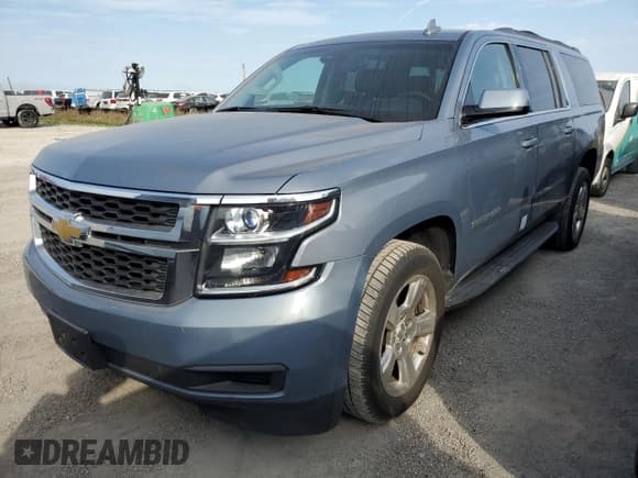 ✅ 2015 Chevrolet Suburban LT • VIN: 1GNSKJKC7FR644106 • Lot: 76711644. Wystawiony na Copart z przebiegiem 139 649 mil. Bezpłatny archiwum sprzedaży aukcyjnych z USA i szczegółowy raport historii pojazdu na DreamBid. Zdjęcie 1.