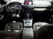 ✅ 2020 Mazda CX-5 Signature • VIN: JM3KFBEY5L0862174 • Lot: 69908395. Wystawiony na Copart z przebiegiem 31 728 mil. Bezpłatny archiwum sprzedaży aukcyjnych z USA i szczegółowy raport historii pojazdu na DreamBid. Zdjęcie 8.