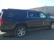 ✅ 2015 Chevrolet Suburban LT • VIN: 1GNSKJKC9FR260540 • Lot: 43432262. Wystawiony na IAAI z przebiegiem 224 877 mil. Bezpłatny archiwum sprzedaży aukcyjnych z USA i szczegółowy raport historii pojazdu na DreamBid. Zdjęcie 14.