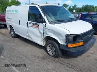 ✅ 2014 Chevrolet Express Cargo • VIN: 1GCWGFFA7E1137334 • Lot: 42315556. Wystawiony na IAAI z przebiegiem 214 615 mil. Bezpłatny archiwum sprzedaży aukcyjnych z USA i szczegółowy raport historii pojazdu na DreamBid. Zdjęcie 1.