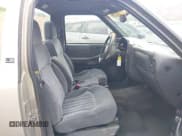 ✅ 1999 Chevrolet S-10 • VIN: 1GCCS1442X8181799 • Лот: 42288977. Опубликован ранее на IAAI с пробегом 97 868 миль. Бесплатный доступ к архиву аукционных продаж из США и подробный отчёт об истории автомобиля на DreamBid. Изображение 5.