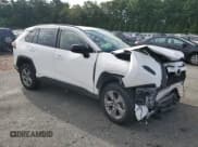 ✅ 2022 Toyota RAV4 Hybrid LE • VIN: JTMLWRFV7ND156720 • Lot: 69023025. Wystawiony na Copart z przebiegiem Nie podano. Bezpłatny archiwum sprzedaży aukcyjnych z USA i szczegółowy raport historii pojazdu na DreamBid. Zdjęcie 4.