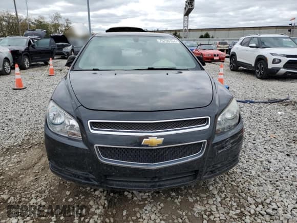 ✅ 2012 Chevrolet Malibu 1LS • VIN: 1G1ZB5E06CF220180 • Lot: 75759154. Listed on Copart with 146,827 mi. Free auction sales archive from the USA and detailed vehicle history report at DreamBid. Image 5.
