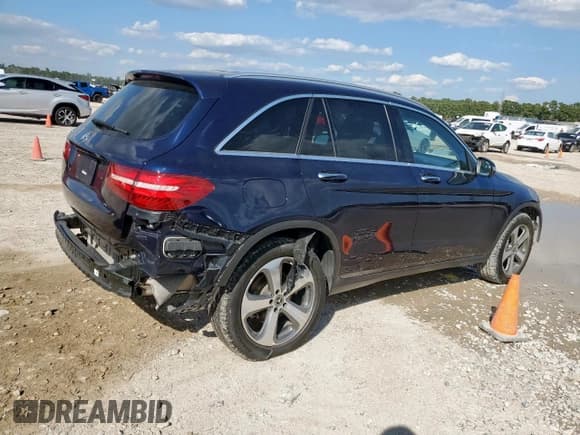 ✅ 2019 Mercedes-Benz GLC 300 • VIN: WDC0G4JB0KV161337 • Lot: 81901955. Listed on Copart with 68,851 mi. Free auction sales archive from the USA and detailed vehicle history report at DreamBid. Image 3.