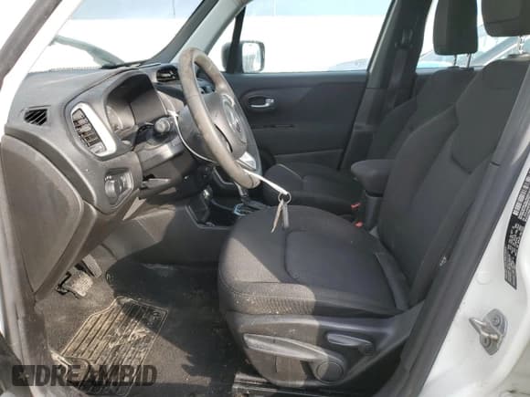 ✅ 2018 Jeep Renegade Sport • VIN: ZACCJAAB6JPG70373 • Lot: 82501985. Listed on Copart with 107,006 mi. Free auction sales archive from the USA and detailed vehicle history report at DreamBid. Image 7.