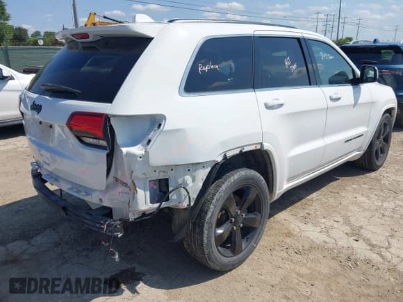 ✅ 2015 Jeep Grand Cherokee Laredo • VIN: 1C4RJEAG2FC856386 • Lot: 42353534. Listed on IAAI with 94,817 mi. Free auction sales archive from the USA and detailed vehicle history report at DreamBid. Image 4.