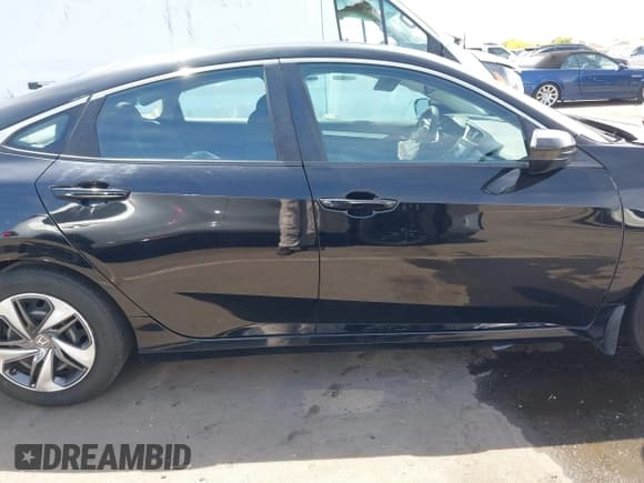 ✅ 2020 Honda Civic LX • VIN: 19XFC2F63LE210936 • Lot: 42163809. Listed on IAAI with 89,955 mi. Free auction sales archive from the USA and detailed vehicle history report at DreamBid. Image 13.
