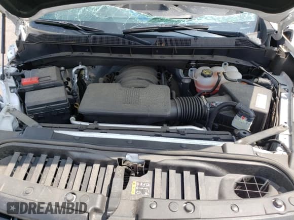 ✅ 2019 Chevrolet Silverado 1500 LT • VIN: 1GCUYDED1KZ173604 • Lot: 60219603. Wystawiony na Copart z przebiegiem 18 491 mil. Bezpłatny archiwum sprzedaży aukcyjnych z USA i szczegółowy raport historii pojazdu na DreamBid. Zdjęcie 11.