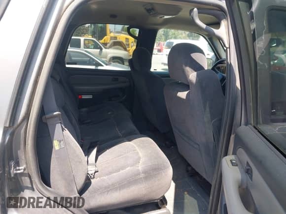 2001 Chevrolet Tahoe LT с VIN 1GNEK13T21J269633, выставлен на аукционе IAAI как лот 42522228 с пробегом 192 373 миль миль и . История ставок и продаж доступна на DreamBid. Изображение 8.