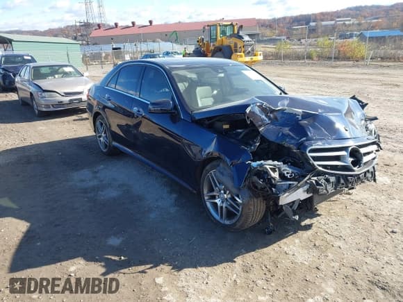 ✅ 2016 Mercedes-Benz E 350 Luxury • VIN: WDDHF8JB5GB188759 • Лот: 43695436. Опубликован ранее на IAAI с пробегом 81 846 миль. Бесплатный доступ к архиву аукционных продаж из США и подробный отчёт об истории автомобиля на DreamBid. Изображение 1.