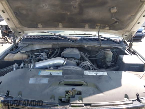 ✅ 2000 Chevrolet Suburban LS • VIN: 3GNFK16T3YG228777 • Лот: 42680181. Опубликован ранее на IAAI с пробегом 306 647 миль. Бесплатный доступ к архиву аукционных продаж из США и подробный отчёт об истории автомобиля на DreamBid. Изображение 10.