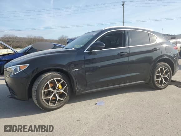 ✅ 2021 Alfa Romeo Stelvio Ti • VIN: ZASPAKBN5M7D10214 • Lot: 85603424. Wystawiony na Copart z przebiegiem 37 117 mil. Bezpłatny archiwum sprzedaży aukcyjnych z USA i szczegółowy raport historii pojazdu na DreamBid. Zdjęcie 1.