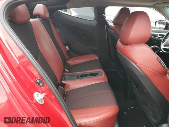 ✅ 2012 Hyundai Veloster w/Gray Int • VIN: KMHTC6AD8CU052347 • Lot: 84265094. Wystawiony na Copart z przebiegiem 135 064 mil. Bezpłatny archiwum sprzedaży aukcyjnych z USA i szczegółowy raport historii pojazdu na DreamBid. Zdjęcie 10.