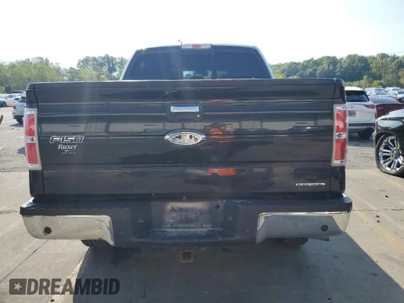 ✅ 2014 Ford F-150 XL • VIN: 1FTFW1EF9EKE51788 • Lot: 71972695. Wystawiony na Copart z przebiegiem 165 070 mil. Bezpłatny archiwum sprzedaży aukcyjnych z USA i szczegółowy raport historii pojazdu na DreamBid. Zdjęcie 6.