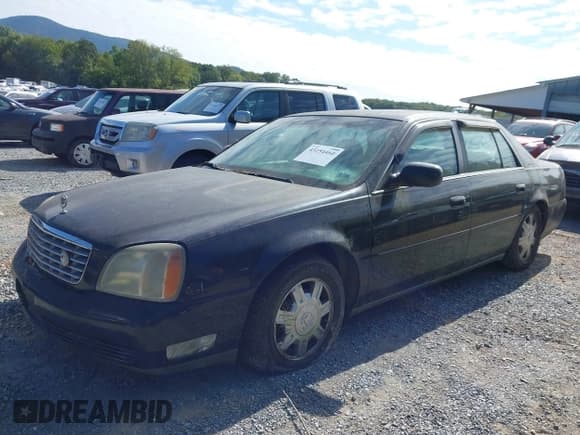 ✅ 2003 Cadillac DeVille • VIN: 1G6KD54Y83U238334 • Lot: 43154460. Wystawiony na IAAI z przebiegiem 140 274 mil. Bezpłatny archiwum sprzedaży aukcyjnych z USA i szczegółowy raport historii pojazdu na DreamBid. Zdjęcie 6.