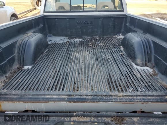 ✅ 1994 Chevrolet Silverado 1500 • VIN: 1GCDC14KXRZ136963 • Lot: 93143845. Listed on Copart with 173,400 mi. Free auction sales archive from the USA and detailed vehicle history report at DreamBid. Image 10.