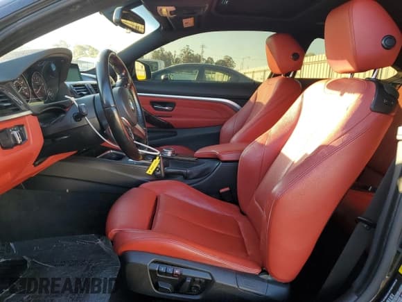 ✅ 2015 BMW 4 Series 428i • VIN: WBA3N3C53FK234568 • Lot: 89921425. Wystawiony na Copart z przebiegiem 102 718 mil. Bezpłatny archiwum sprzedaży aukcyjnych z USA i szczegółowy raport historii pojazdu na DreamBid. Zdjęcie 7.