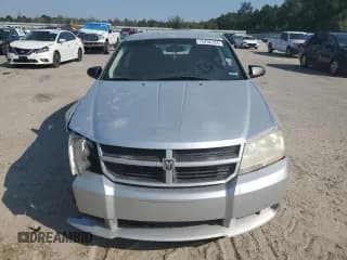 ✅ 2010 Dodge Avenger SXT • VIN: 1B3CC4FD3AN170333 • Лот: 75296134. Опубликован ранее на Copart с пробегом 182 959 миль. Бесплатный доступ к архиву аукционных продаж из США и подробный отчёт об истории автомобиля на DreamBid. Изображение 5.