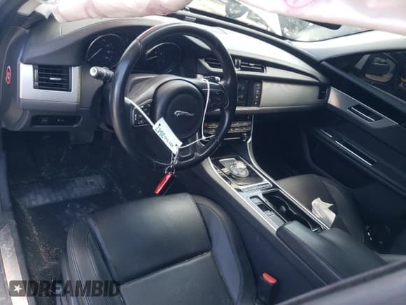 ✅ 2016 Jaguar XF 35t Premium • VIN: SAJBD4BV6GCY06805 • Lot: 69242085. Listed on Copart with 88,331 mi. Free auction sales archive from the USA and detailed vehicle history report at DreamBid. Image 8.