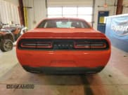 ✅ 2022 Dodge Challenger GT • VIN: 2C3CDZKG5NH109559 • Lot: 70261913. Wystawiony na Copart z przebiegiem 8 872 mil. Bezpłatny archiwum sprzedaży aukcyjnych z USA i szczegółowy raport historii pojazdu na DreamBid. Zdjęcie 6.
