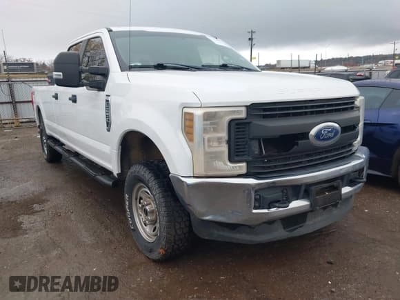 ✅ 2019 Ford F-250 Lariat • VIN: 1FT7W2B66KEC99865 • Lot: 43736127. Wystawiony na IAAI z przebiegiem 200 420 mil. Bezpłatny archiwum sprzedaży aukcyjnych z USA i szczegółowy raport historii pojazdu na DreamBid. Zdjęcie 1.