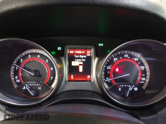 ✅ 2017 Dodge Journey Crossroad Plus • VIN: 3C4PDDGG6HT560925 • Лот: 43165236. Опубликован ранее на IAAI с пробегом 178 922 миль. Бесплатный доступ к архиву аукционных продаж из США и подробный отчёт об истории автомобиля на DreamBid. Изображение 7.