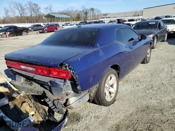 ✅ 2011 Dodge Challenger • VIN: 2B3CJ4DG3BH602710 • Lot: 86051854. Wystawiony na Copart z przebiegiem 168 791 mil. Bezpłatny archiwum sprzedaży aukcyjnych z USA i szczegółowy raport historii pojazdu na DreamBid. Zdjęcie 10.
