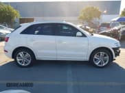✅ 2018 Audi Q3 Premium • VIN: WA1BCCFS1JR025281 • Лот: 43562933. Опубликован ранее на IAAI с пробегом 106 138 миль. Бесплатный доступ к архиву аукционных продаж из США и подробный отчёт об истории автомобиля на DreamBid. Изображение 14.