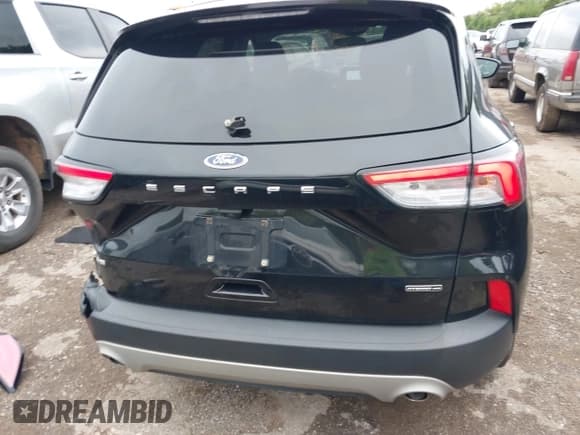 ✅ 2022 Ford Escape SE Hybrid • VIN: 1FMCU9BZ2NUA43557 • Лот: 43057569. Опубликован ранее на IAAI с пробегом 177 686 миль. Бесплатный доступ к архиву аукционных продаж из США и подробный отчёт об истории автомобиля на DreamBid. Изображение 17.