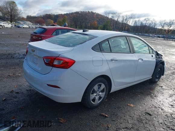 ✅ 2016 Chevrolet Cruze LS • VIN: 1G1BB5SMXG7273506 • Lot: 43651396. Listed on IAAI with 118,713 mi. Free auction sales archive from the USA and detailed vehicle history report at DreamBid. Image 4.