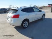 ✅ 2013 Nissan Rogue S • VIN: JN8AS5MV9DW628485 • Лот: 43703768. Опубликован ранее на IAAI с пробегом 147 859 миль. Бесплатный доступ к архиву аукционных продаж из США и подробный отчёт об истории автомобиля на DreamBid. Изображение 4.