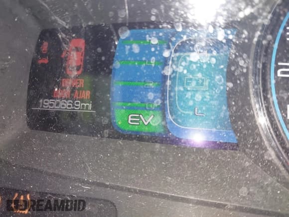 ✅ 2010 Mercury Milan Hybrid • VIN: 3MEDM0L37AR654943 • Lot: 41694250. Listed on IAAI with 195,066 mi. Free auction sales archive from the USA and detailed vehicle history report at DreamBid. Image 7.