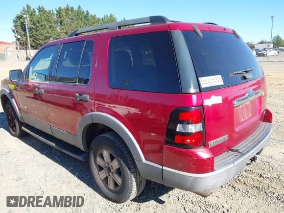 ✅ 2006 Ford Explorer XLT • VIN: 1FMEU73E96UA59734 • Lot: 43453485. Listed on IAAI with 195,808 mi. Free auction sales archive from the USA and detailed vehicle history report at DreamBid. Image 3.