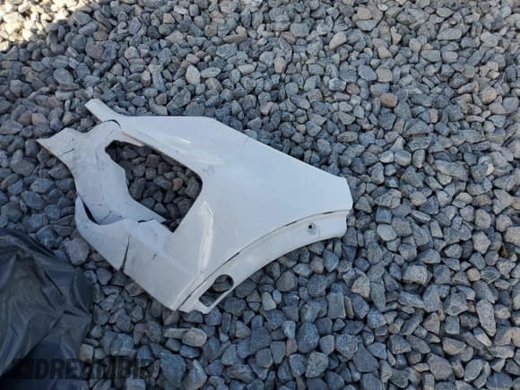 ✅ 2020 Ford Explorer XLT • VIN: 1FMSK8DH9LGA25424 • Лот: 91977755. Опубликован ранее на Copart с пробегом 101 762 миль. Бесплатный доступ к архиву аукционных продаж из США и подробный отчёт об истории автомобиля на DreamBid. Изображение 13.