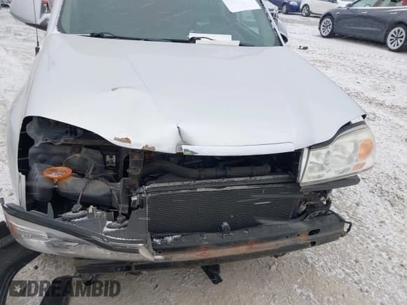 ✅ 2006 Saturn VUE • VIN: 5GZCZ53446S870781 • Lot: 41565198. Wystawiony na IAAI z przebiegiem 146 904 mil. Bezpłatny archiwum sprzedaży aukcyjnych z USA i szczegółowy raport historii pojazdu na DreamBid. Zdjęcie 12.