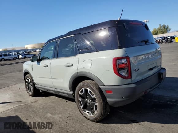 ✅ 2021 Ford Bronco Sport Outer Banks • VIN: 3FMCR9C69MRB10585 • Lot: 87019405. Wystawiony na Copart z przebiegiem 46 994 mil. Bezpłatny archiwum sprzedaży aukcyjnych z USA i szczegółowy raport historii pojazdu na DreamBid. Zdjęcie 2.