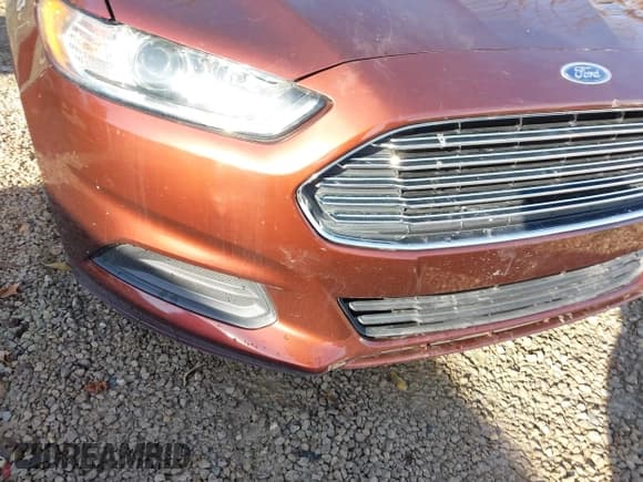 ✅ 2016 Ford Fusion SE • VIN: 3FA6P0H70GR332186 • Lot: 43683072. Wystawiony na IAAI z przebiegiem 96 162 mil. Bezpłatny archiwum sprzedaży aukcyjnych z USA i szczegółowy raport historii pojazdu na DreamBid. Zdjęcie 18.