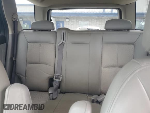 ✅ 2007 Saturn VUE V6 • VIN: 5GZCZ63477S864738 • Lot: 50979595. Wystawiony na Copart z przebiegiem 156 250 mil. Bezpłatny archiwum sprzedaży aukcyjnych z USA i szczegółowy raport historii pojazdu na DreamBid. Zdjęcie 10.