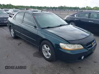 2000 Honda Accord EX с VIN 1HGCG1654YA065071, выставлен на аукционе IAAI как лот 41881092 с пробегом 510 748 миль миль и . История ставок и продаж доступна на DreamBid. Изображение 1.
