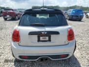 ✅ 2016 MINI Hardtop S • VIN: WMWXP7C53G3B49067 • Lot: 63944165. Wystawiony na Copart z przebiegiem 88 101 mil. Bezpłatny archiwum sprzedaży aukcyjnych z USA i szczegółowy raport historii pojazdu na DreamBid. Zdjęcie 6.