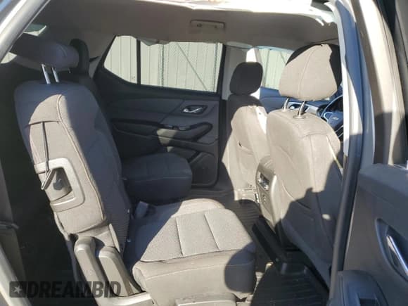 ✅ 2018 Chevrolet Traverse LT Cloth • VIN: 1GNERGKW7JJ180019 • Lot: 74808624. Wystawiony na Copart z przebiegiem 91 350 mil. Bezpłatny archiwum sprzedaży aukcyjnych z USA i szczegółowy raport historii pojazdu na DreamBid. Zdjęcie 11.