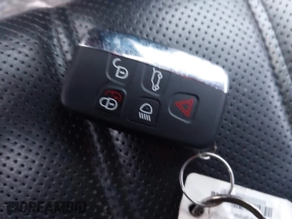 ✅ 2013 Land Rover Range Rover SC • VIN: SALGS2EF1DA124157 • Lot: 43847722. Wystawiony na IAAI z przebiegiem 86 641 mil. Bezpłatny archiwum sprzedaży aukcyjnych z USA i szczegółowy raport historii pojazdu na DreamBid. Zdjęcie 11.