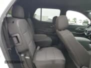 ✅ 2023 Chevrolet Traverse LT Cloth • VIN: 1GNERGKWXPJ175177 • Lot: 66147504. Wystawiony na Copart z przebiegiem 22 893 mil. Bezpłatny archiwum sprzedaży aukcyjnych z USA i szczegółowy raport historii pojazdu na DreamBid. Zdjęcie 11.