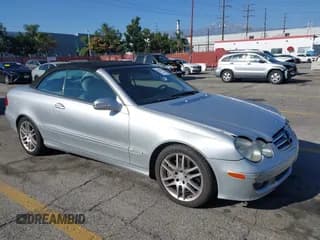 ✅ 2009 Mercedes-Benz CLK 350 • VIN: WDBTK56F49T102332 • Lot: 43821528. Wystawiony na IAAI z przebiegiem 110 915 mil. Bezpłatny archiwum sprzedaży aukcyjnych z USA i szczegółowy raport historii pojazdu na DreamBid. Zdjęcie 1.