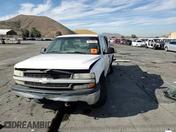 2002 Chevrolet Silverado 1500 z VIN 1GCEC19VX2E162662, wystawiony jako Copart lot #43749265 z przebiegiem 191 926 mil mil oraz Szkoda całkowita • Salvage title. Historia ofert i sprzedaży dostępna na DreamBid. Obrazek 11.