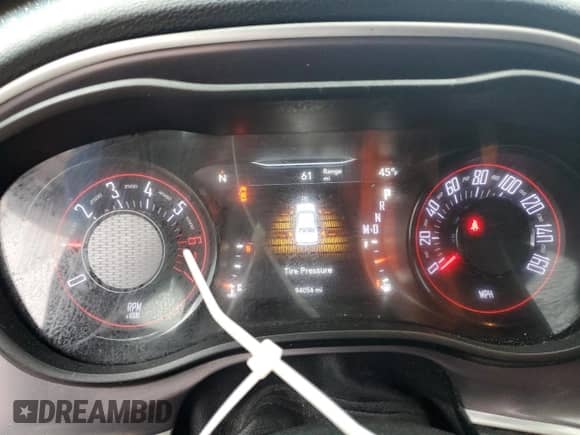 2019 Dodge Challenger R/T z VIN 2C3CDZBT7KH639380, wystawiony jako Copart lot #83933265 z przebiegiem 94 054 mil mil oraz Czysty tytuł • Clean title. Historia ofert i sprzedaży dostępna na DreamBid. Obrazek 9.